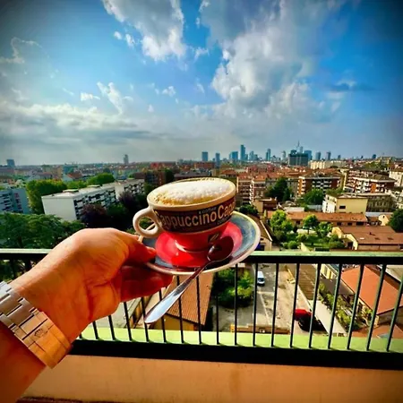 Couette-café - Doppia Con Bagno Privato In Stupendo Attico Con Vista Mozzafiato Milan