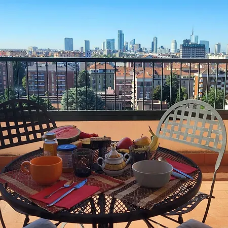 Couette-café - Doppia Con Bagno Privato In Stupendo Attico Con Vista Mozzafiato Milan