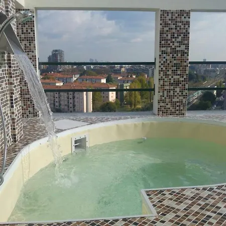 - Doppia Con Bagno Privato In Stupendo Attico Con Vista Mozzafiato Nocleg ze śniadaniem Mediolan